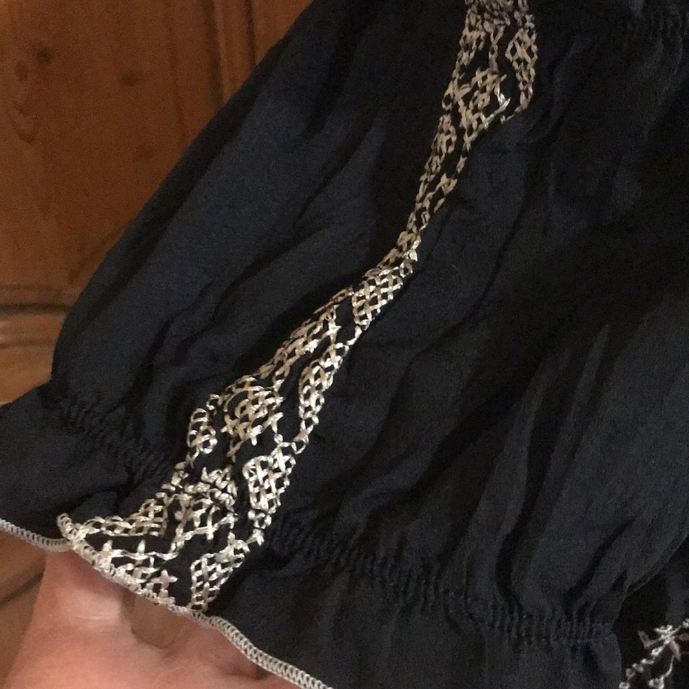 Poetry Clothing Embroidered Off-Shoulder Top - Picture 2 of 4